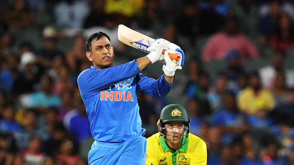 एमएस धोनी की कप्तानी में सीखे 10 शानदार लीडरशिप सबक 10 great leadership lessons learned under the captaincy of MS Dhoni